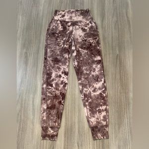 Lululemon jogger leggings EUC!